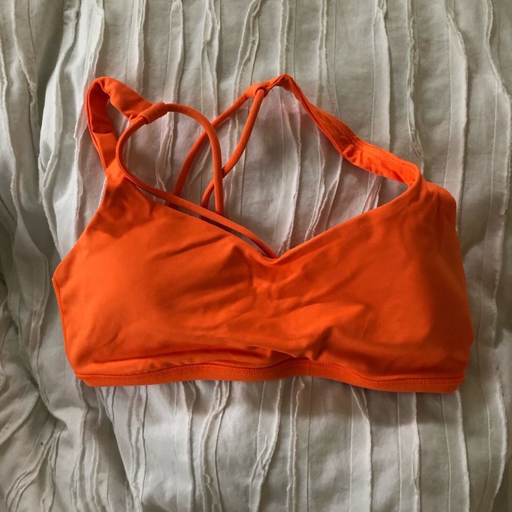 lululemon free to be bra EUC size 4